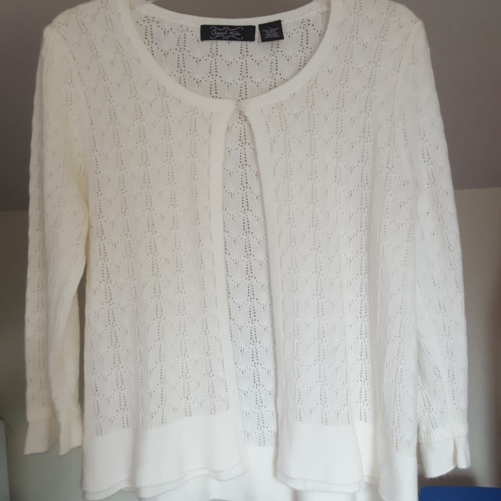 Juniors sweater
